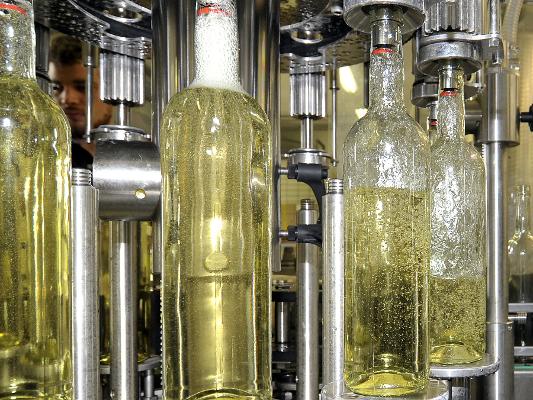 Abfüllanalge Wein voll 2